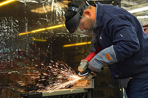 Shipbuilding grinding operation